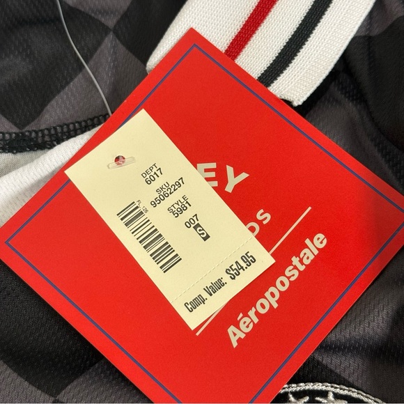 NWT Disney Mickey Mouse #28 Aeropostale Jersey Tee Size S - Picture 8 of 9